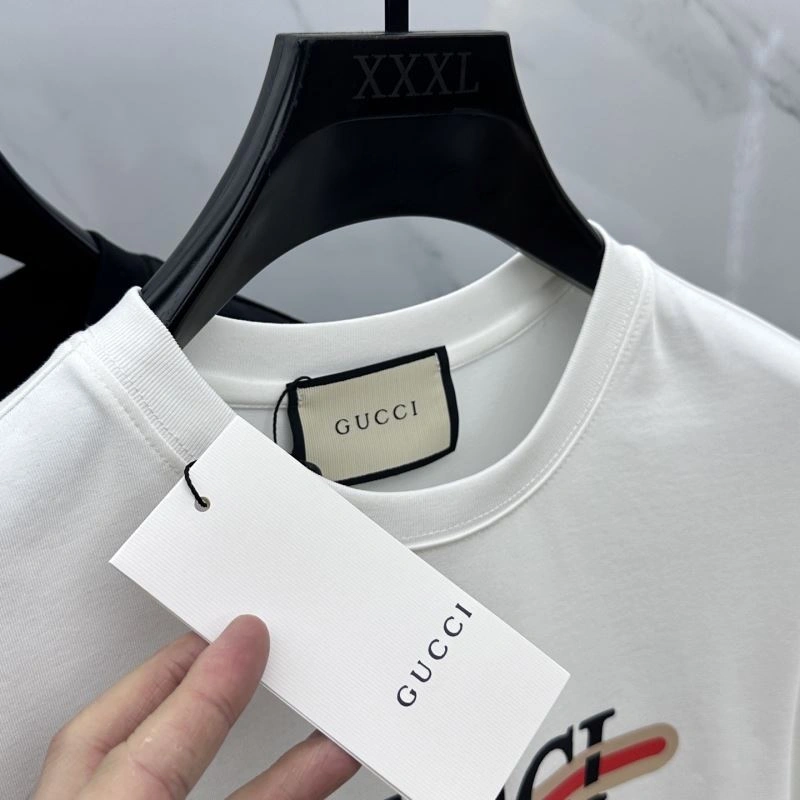 Gucci T-Shirts ComfortFit 127489