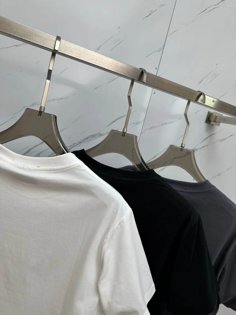 Classic Gucci T-Shirts 127469