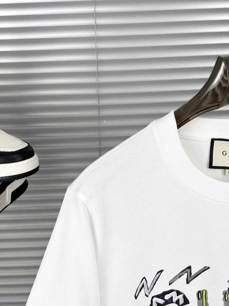 Gucci T-Shirts Durable 127474