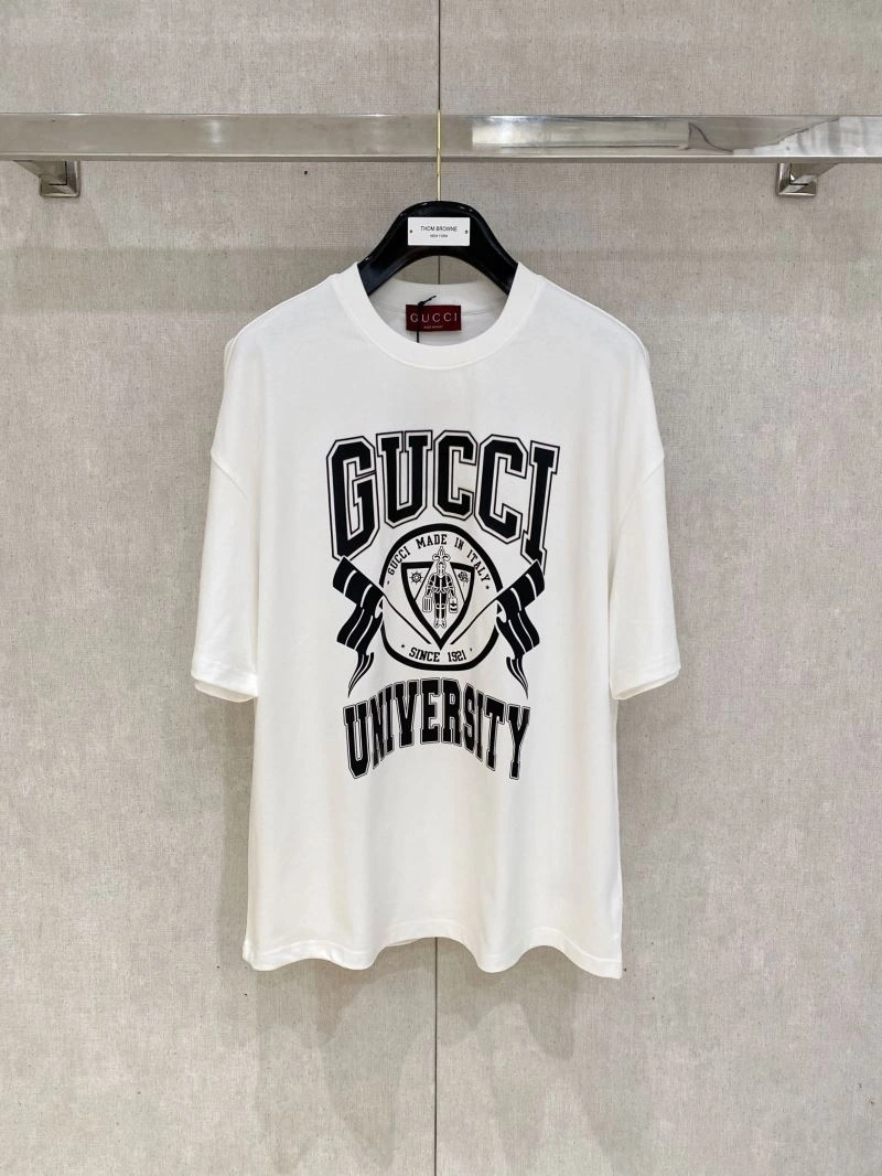 Seasonal Gucci T-Shirts 127460