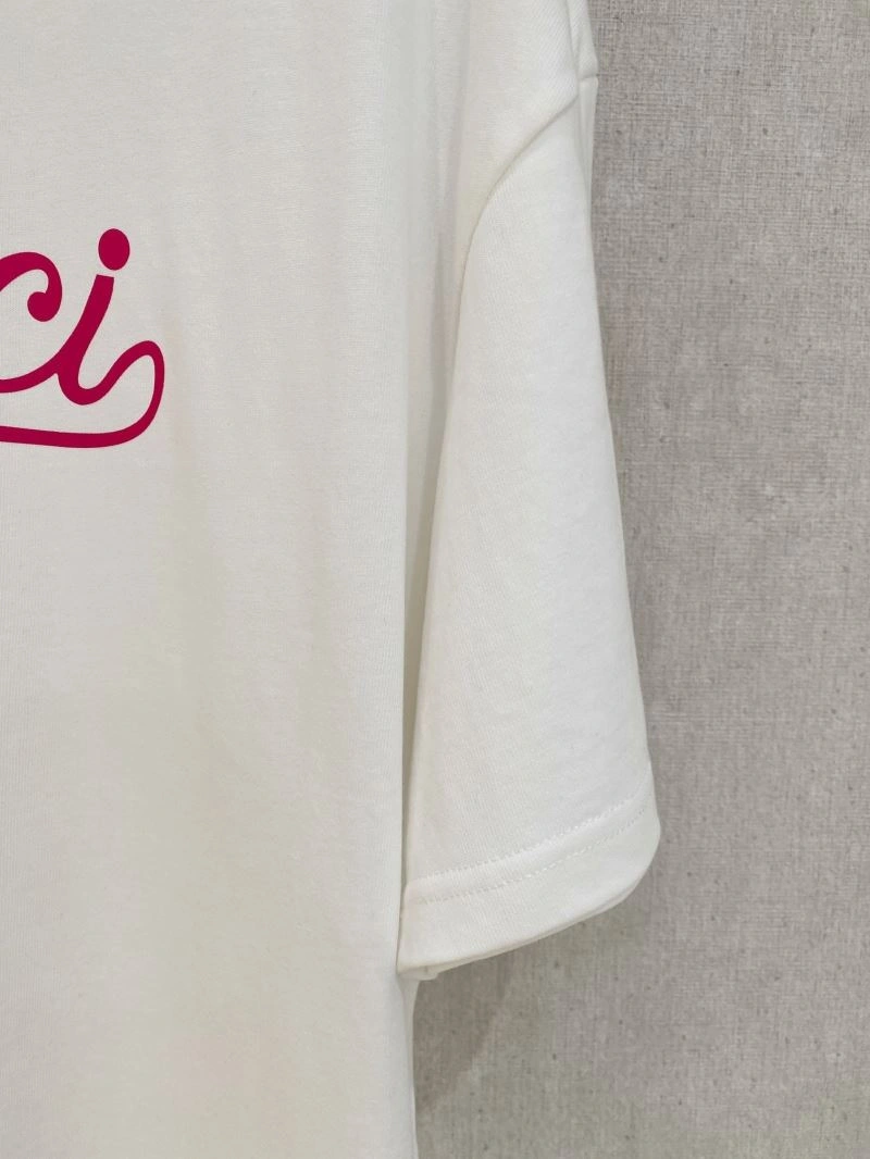 Gucci T-Shirts Practical 127467