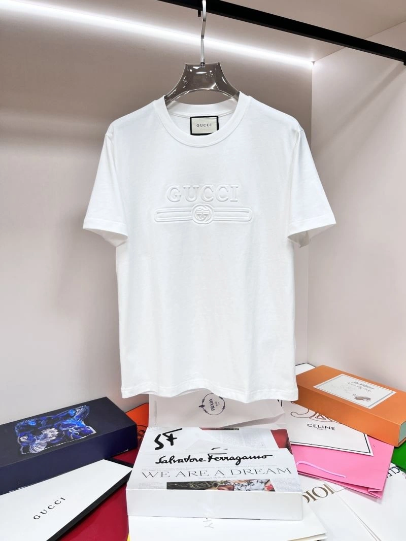 Gucci T-Shirts Vibrant 127446