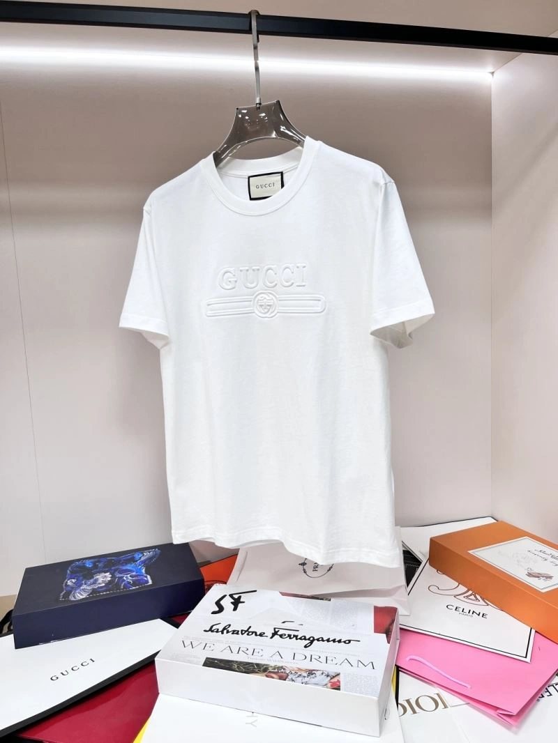 Gucci T-Shirts Vibrant 127446
