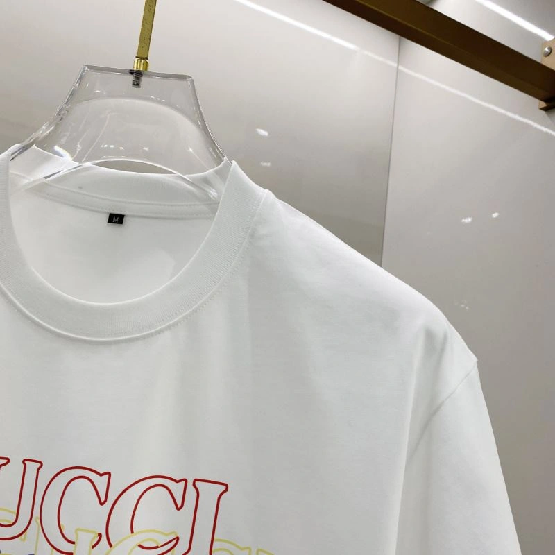 Effortless Gucci T-Shirts 127426