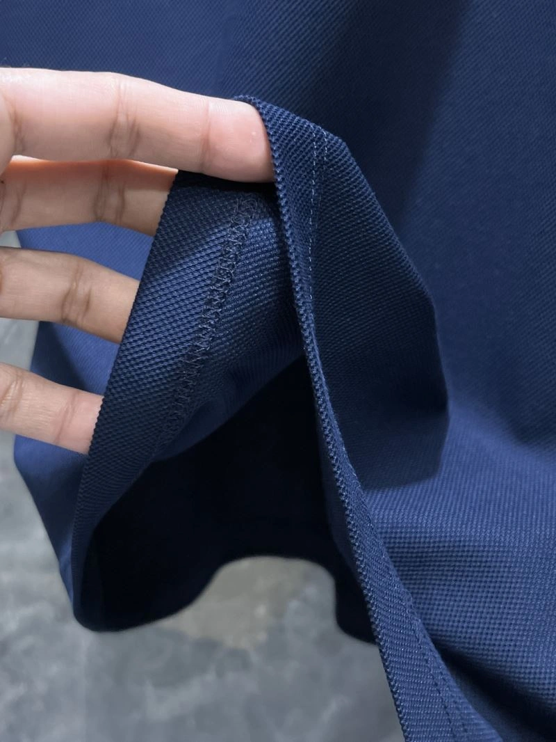 Gucci T-Shirts Durable 127411