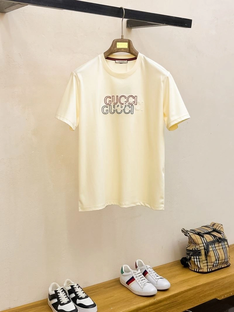 Gucci T-Shirts Breathable 127393