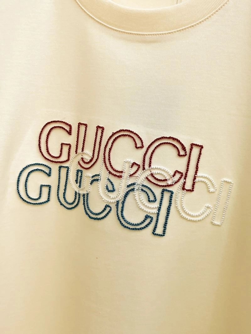 Gucci T-Shirts Breathable 127393