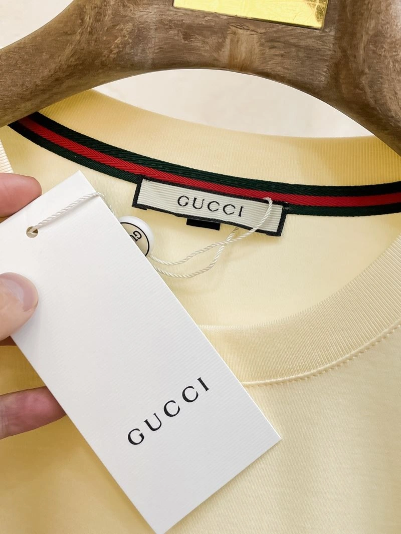 Gucci T-Shirts Breathable 127393