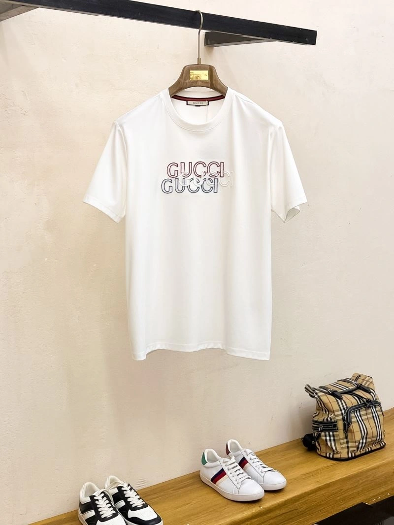 Gucci T-Shirts Soft 127380