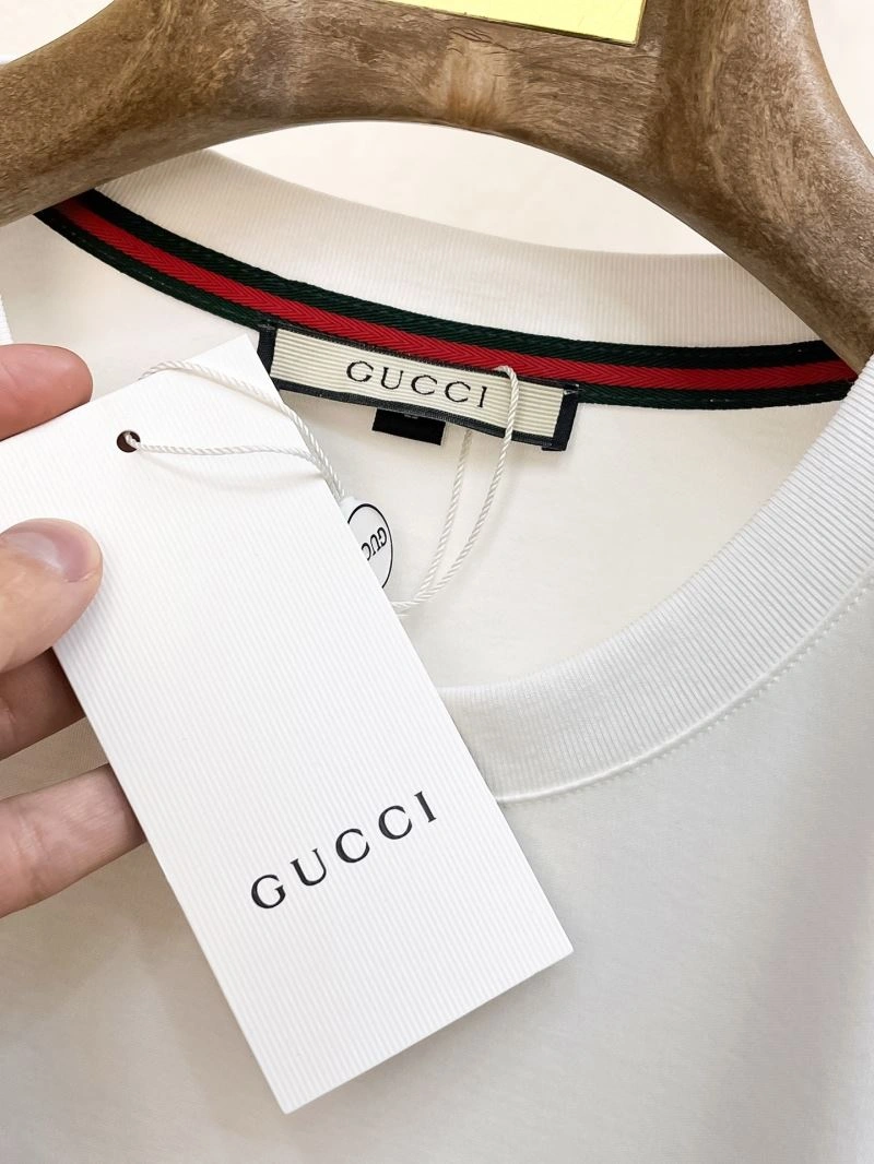 Gucci T-Shirts Soft 127380