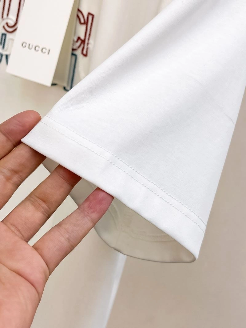 Gucci T-Shirts Soft 127380