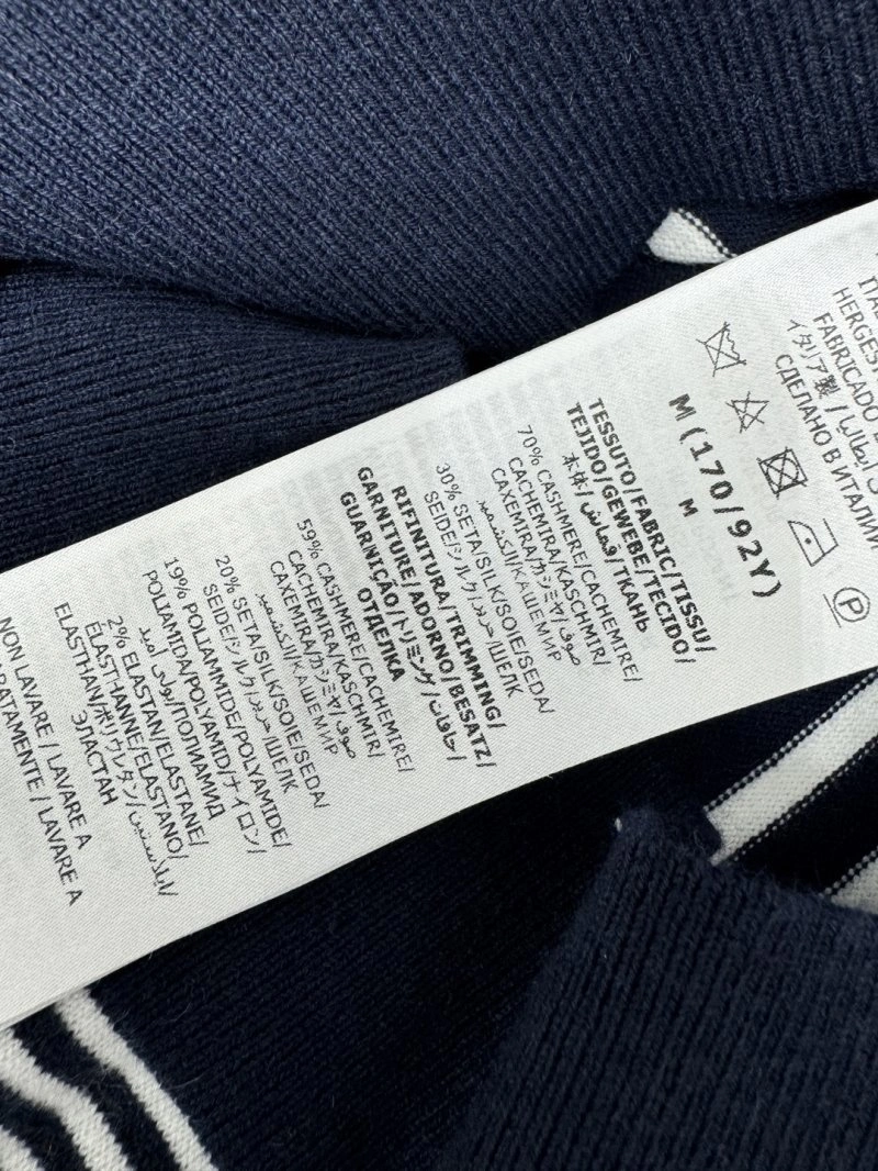 Tailored Gucci T-Shirts 124609