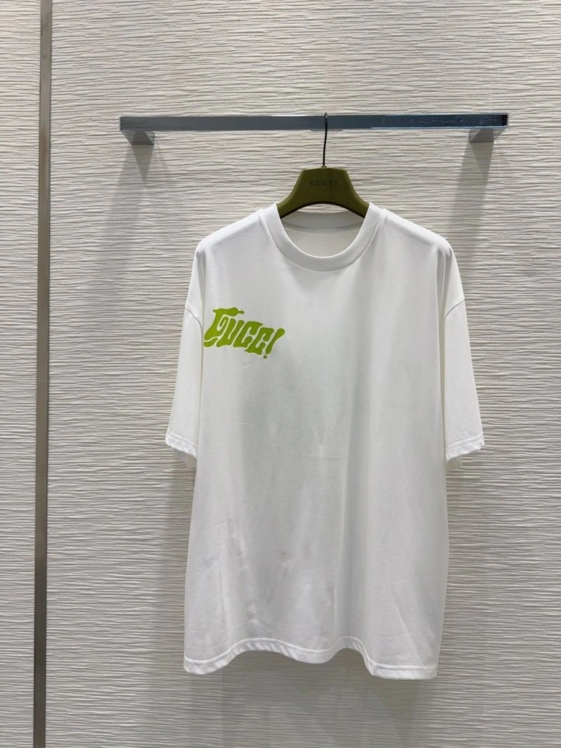 Versatile Gucci T-Shirts 124619