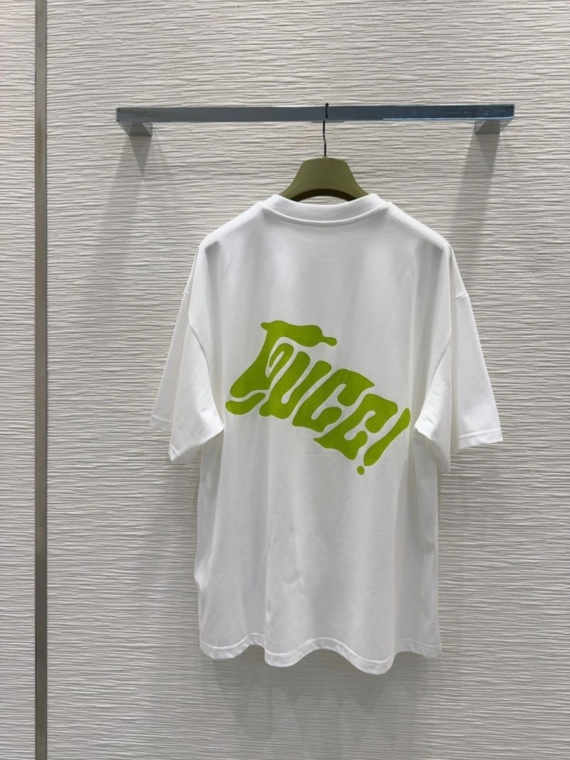 Versatile Gucci T-Shirts 124619