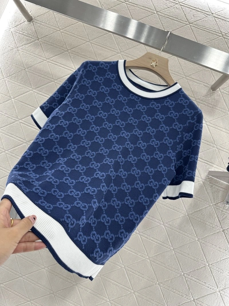 Gucci T-Shirts Versatile 124613