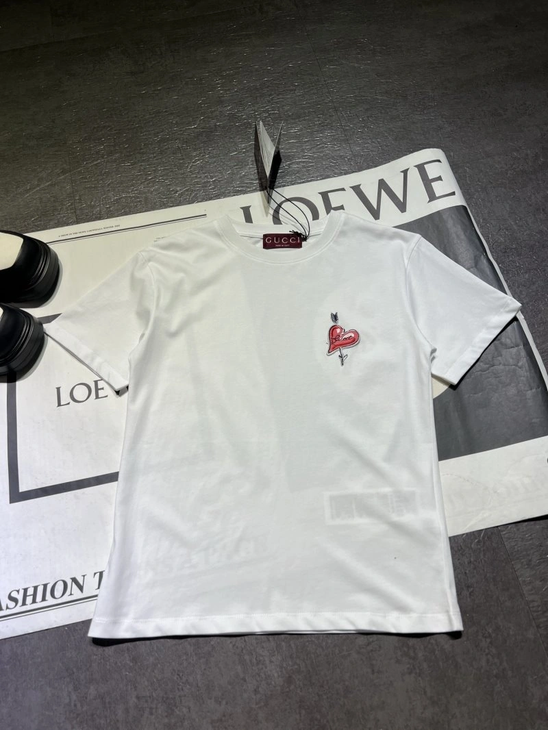 Resilient Gucci T-Shirts 124586