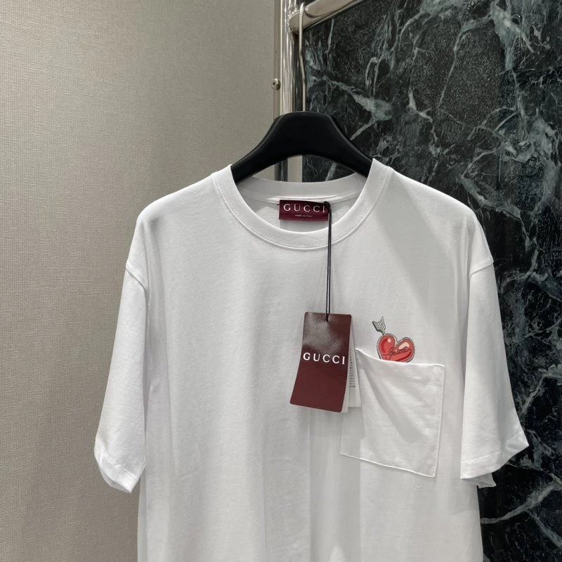 Gucci T-Shirts Versatile 124578