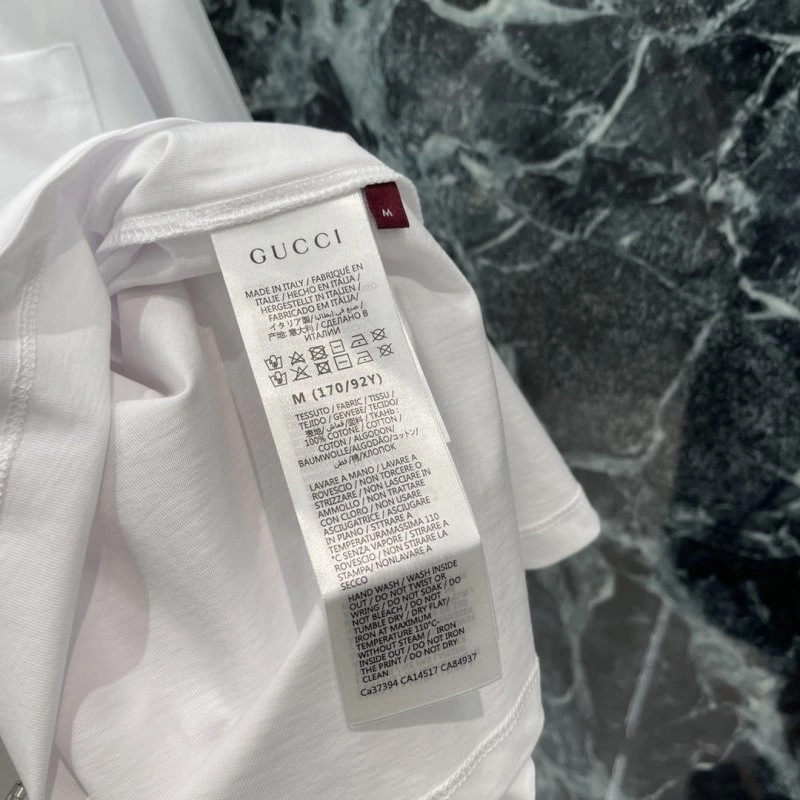 Gucci T-Shirts Versatile 124578