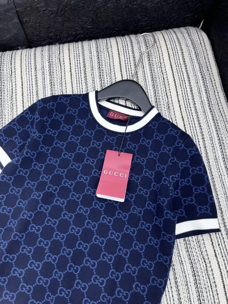 Gucci T-Shirts Popular 124571