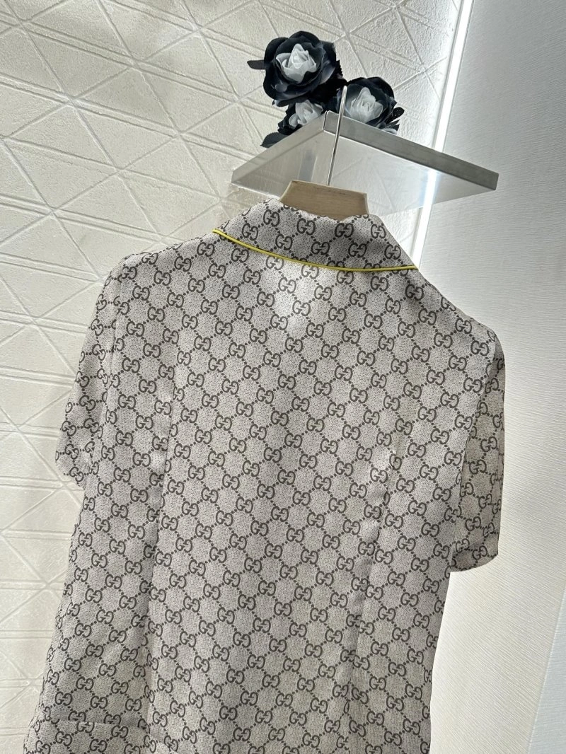 Gucci T-Shirts Functional 124577