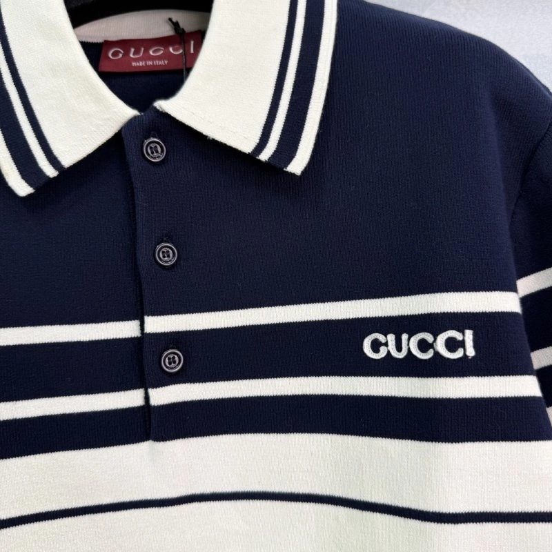 Gucci T-Shirts Sleek 124576