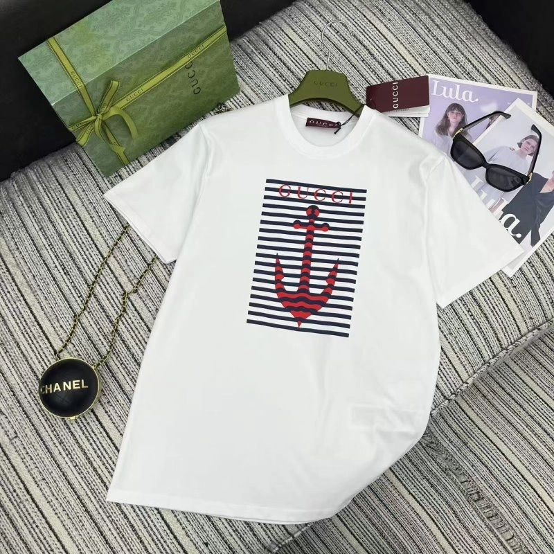 Gucci T-Shirts Sleek 124583