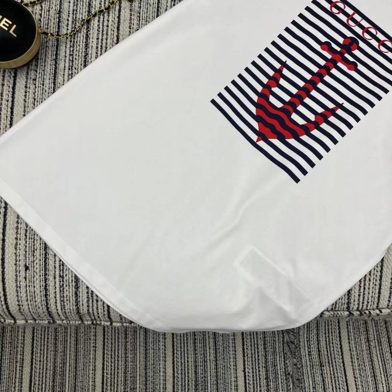 Gucci T-Shirts Sleek 124583