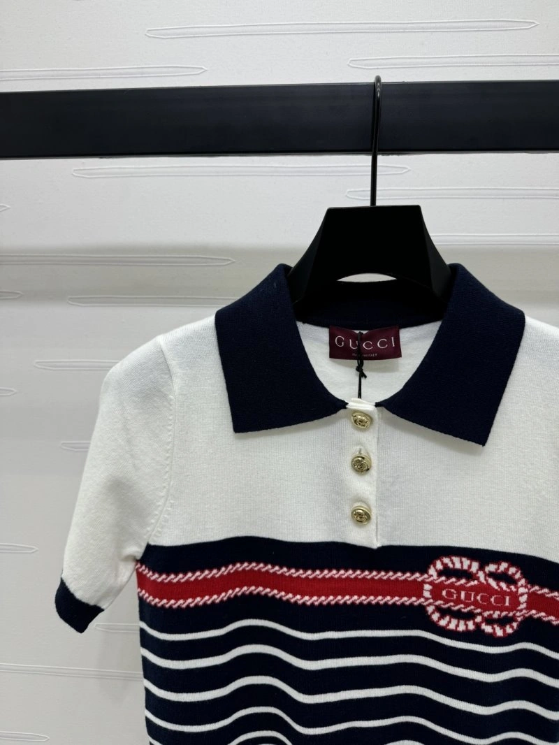 Gucci T-Shirts Practical 124532