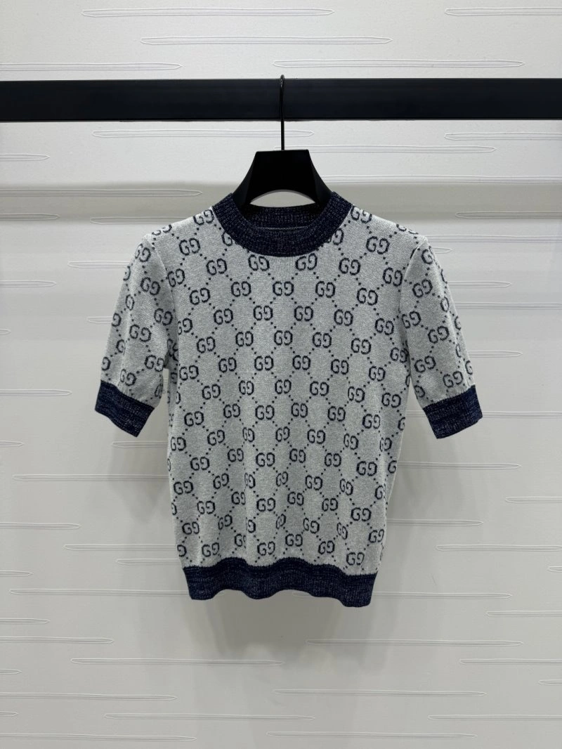 Bold Gucci T-Shirts 124537