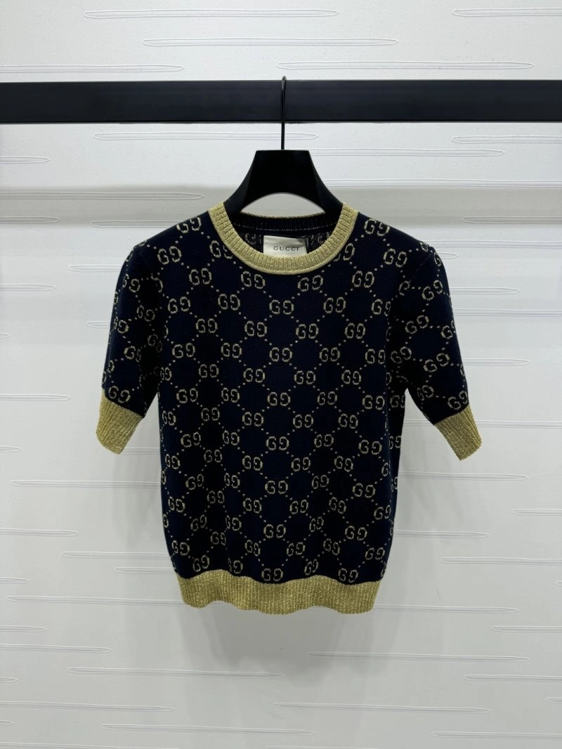 Gucci T-Shirts Sleek 124525