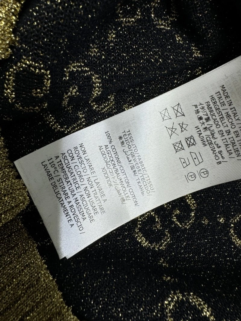 Gucci T-Shirts Sleek 124525