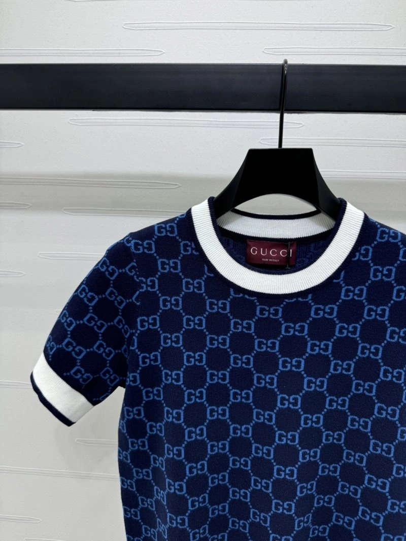Gucci T-Shirts Refined 124529