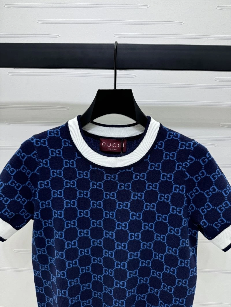 Gucci T-Shirts Refined 124529