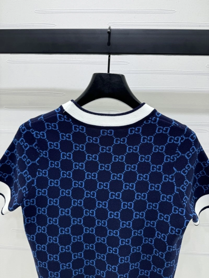Gucci T-Shirts Refined 124529