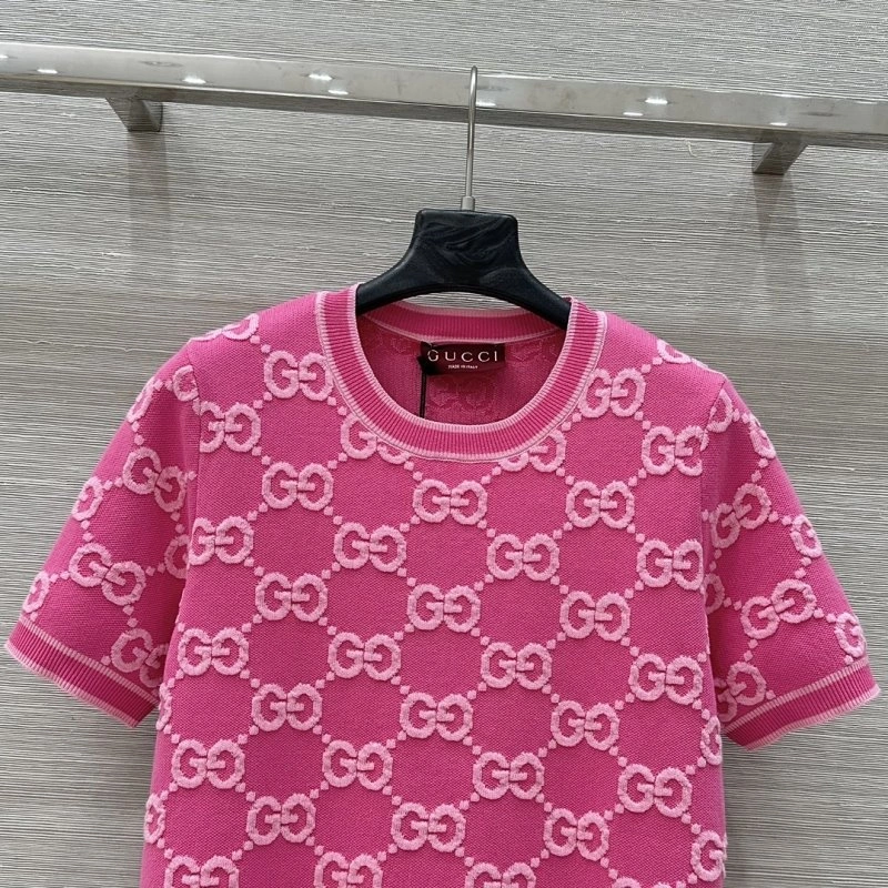 Seasonal Gucci T-Shirts 124528