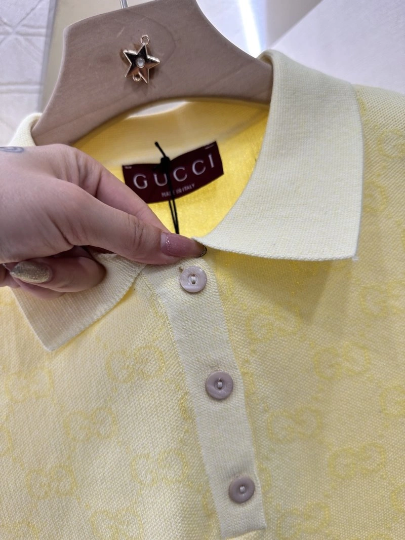 Sleek Gucci T-Shirts 124538