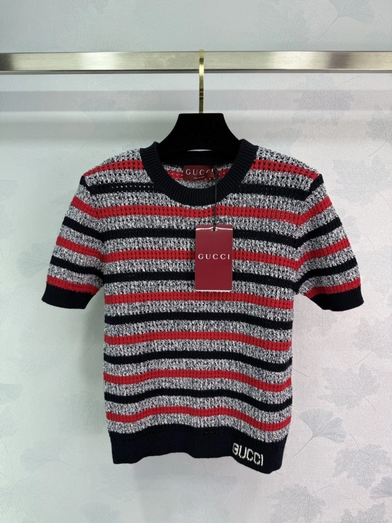 Gucci T-Shirts FashionForward 124905