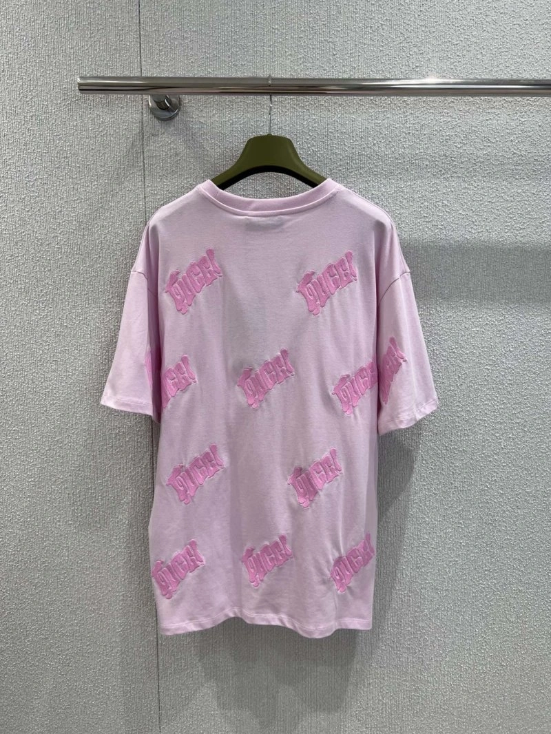 Seasonal Gucci T-Shirts 124906