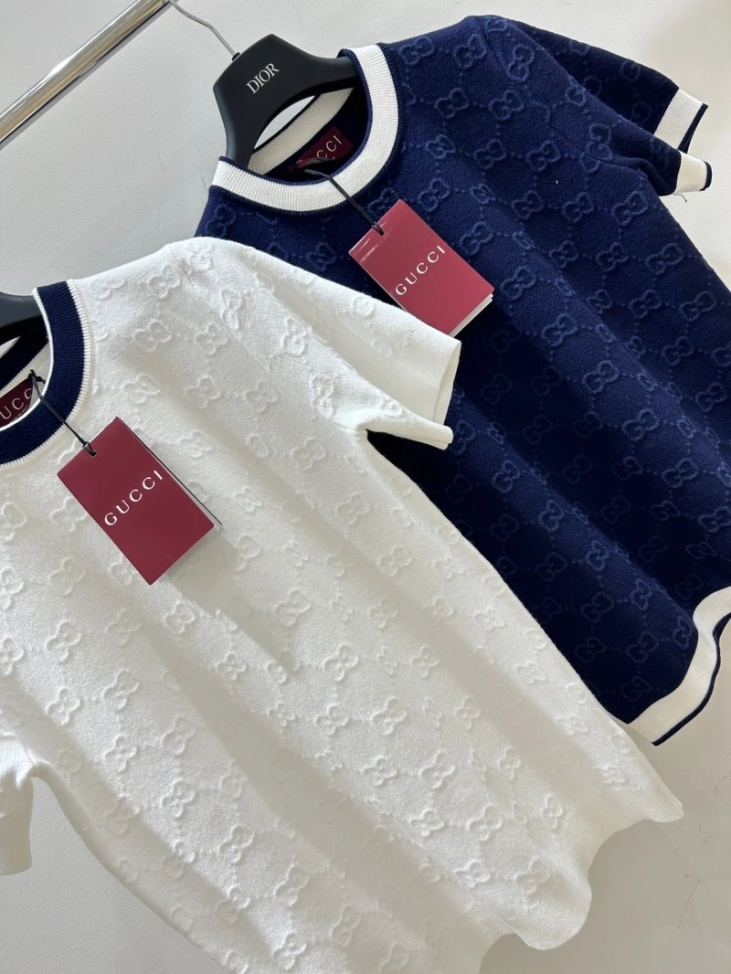 Gucci T-Shirts Flexible 124902