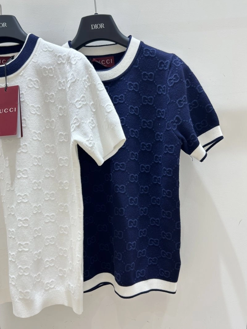 Gucci T-Shirts Flexible 124902