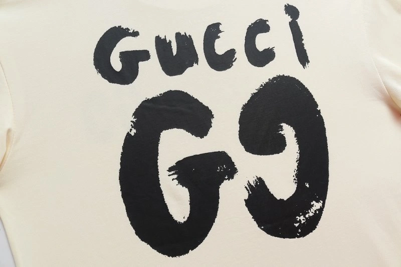 Gucci T-Shirts Chic 124879