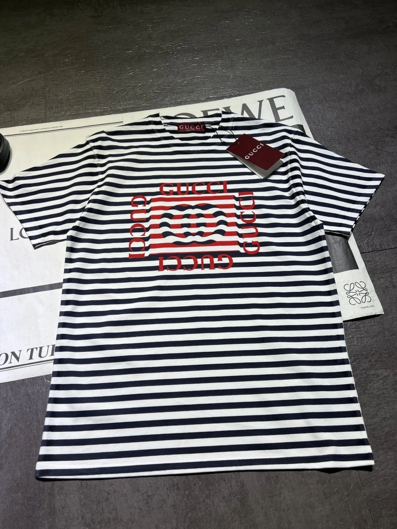 Gucci T-Shirts Comfortable 124859