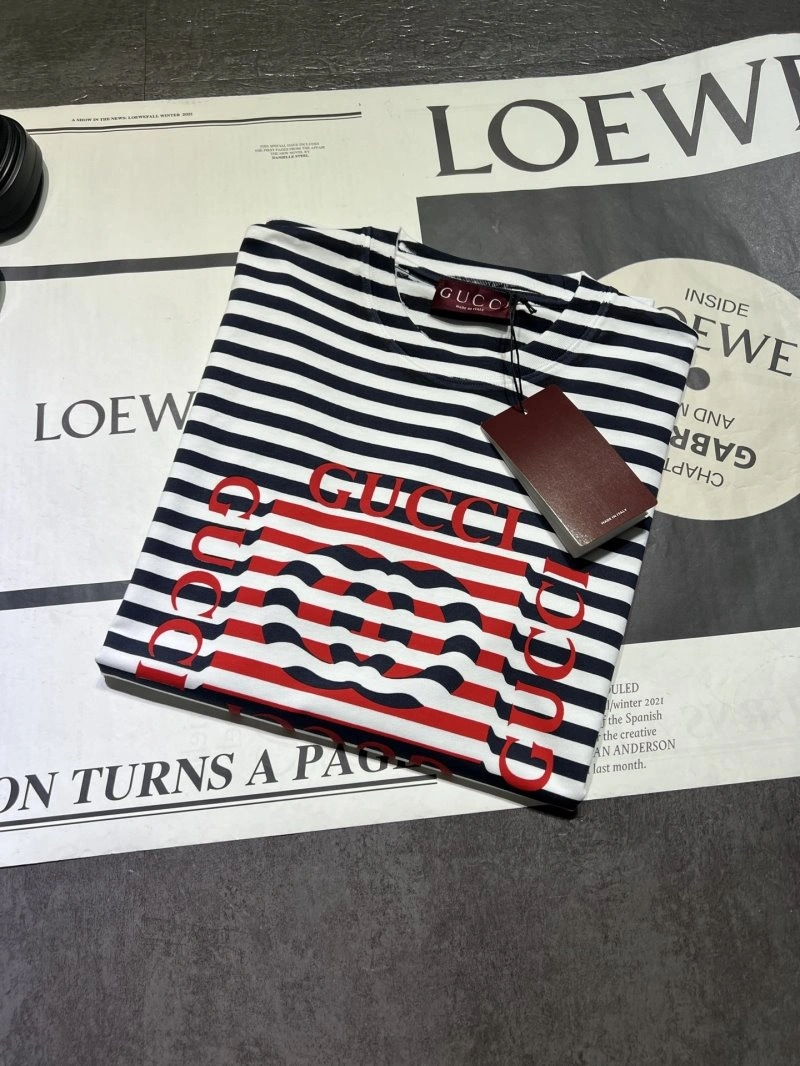 Gucci T-Shirts Comfortable 124859