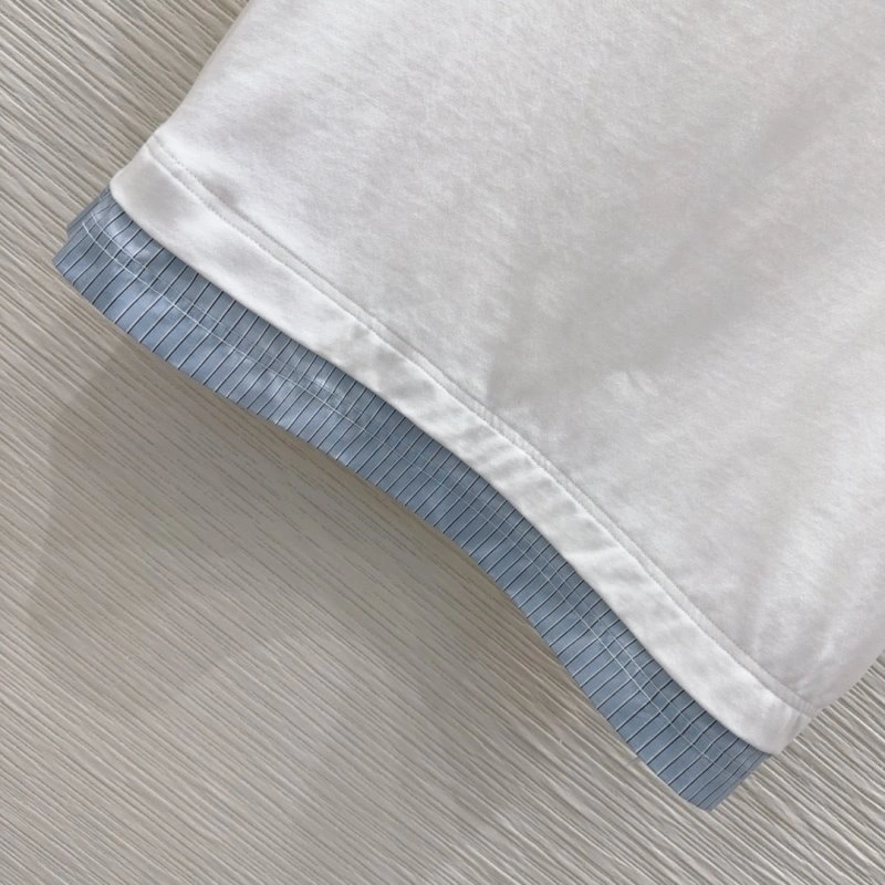 Gucci T-Shirts Versatile 124875