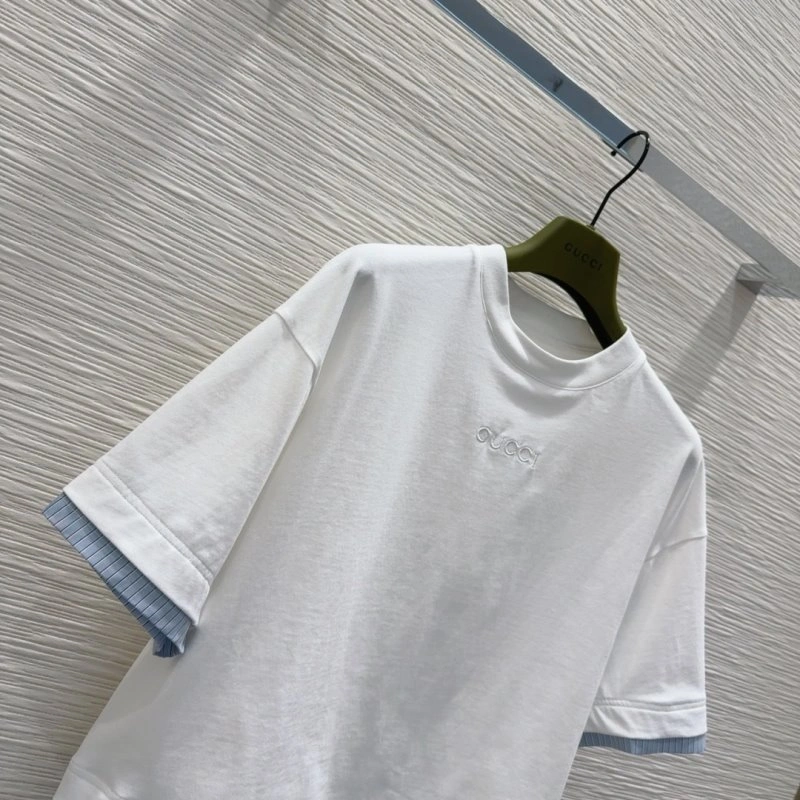 Gucci T-Shirts Versatile 124875