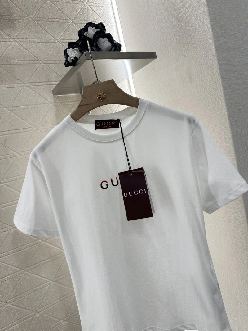 Gucci T-Shirts Cozy 124877