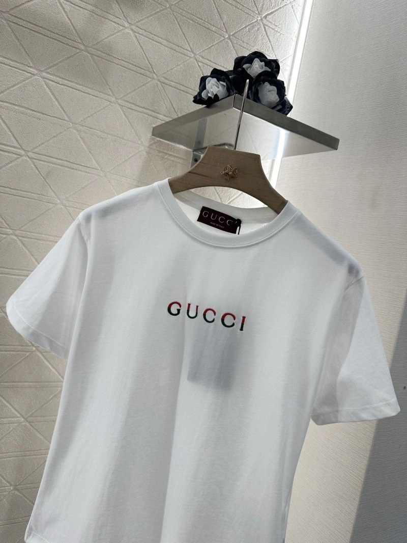 Gucci T-Shirts Cozy 124877