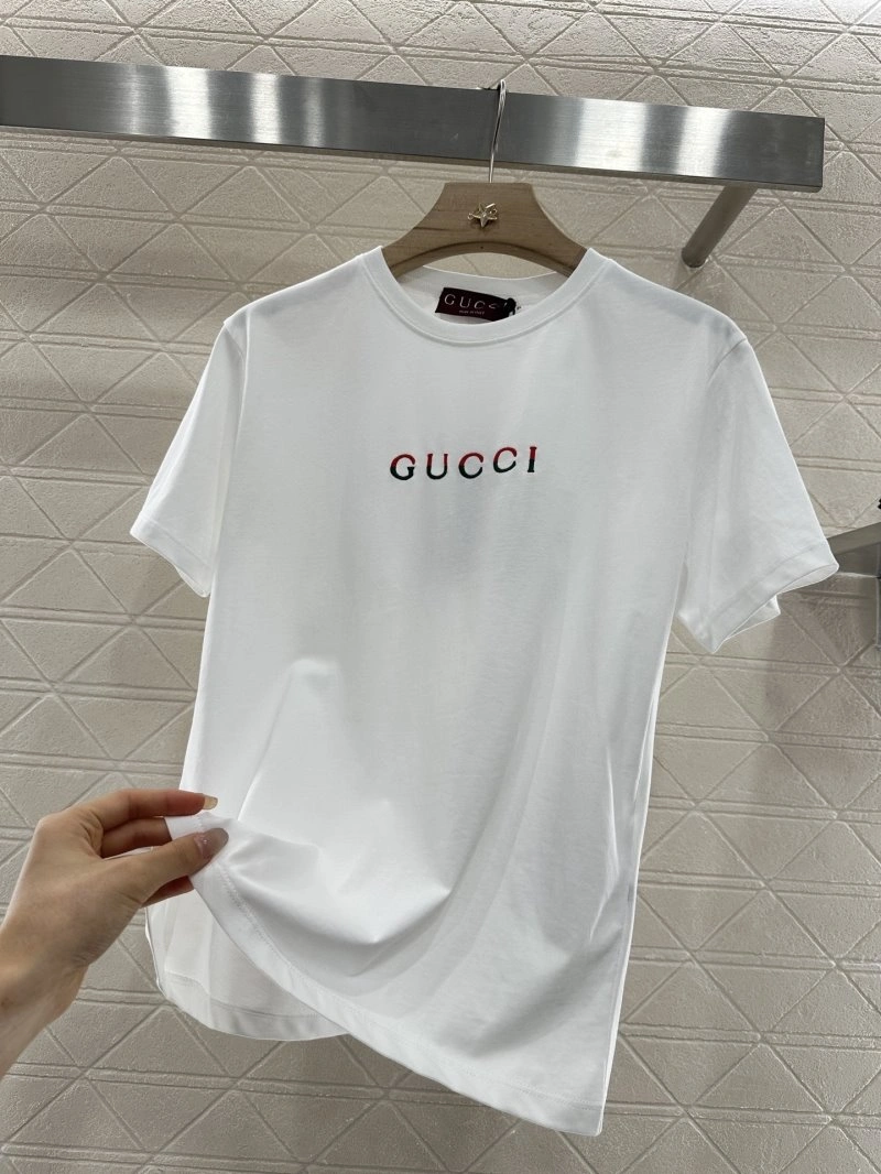 Gucci T-Shirts Cozy 124877