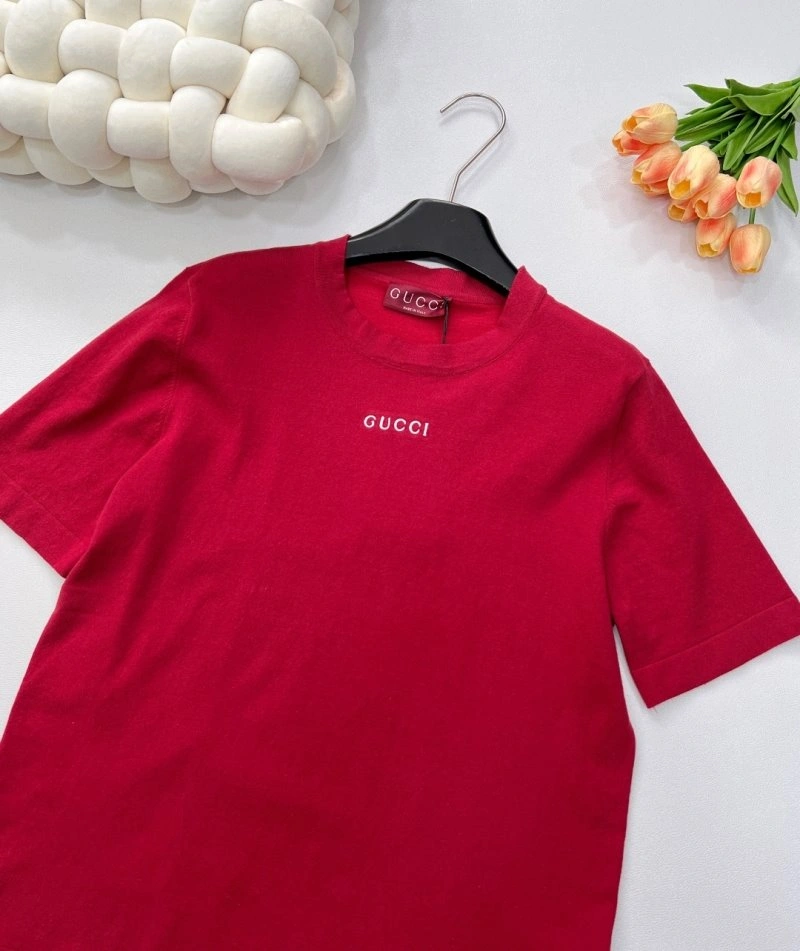 Gucci T-Shirts Unique 124400