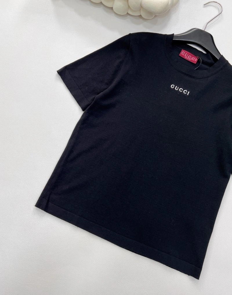 Gucci T-Shirts TimelessDesign 124399